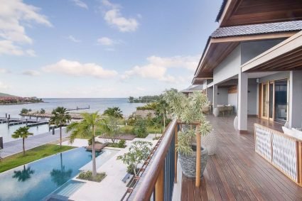 villa_outside_view villa_outside_view